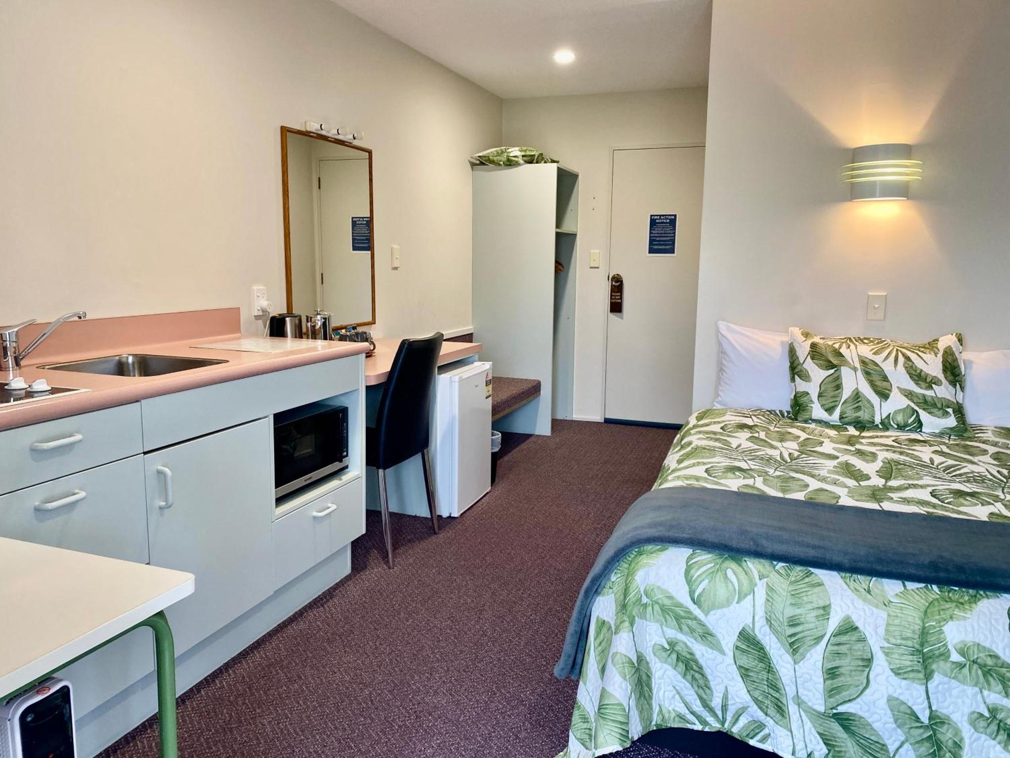 Heritage Park Lodge Haast Luaran gambar