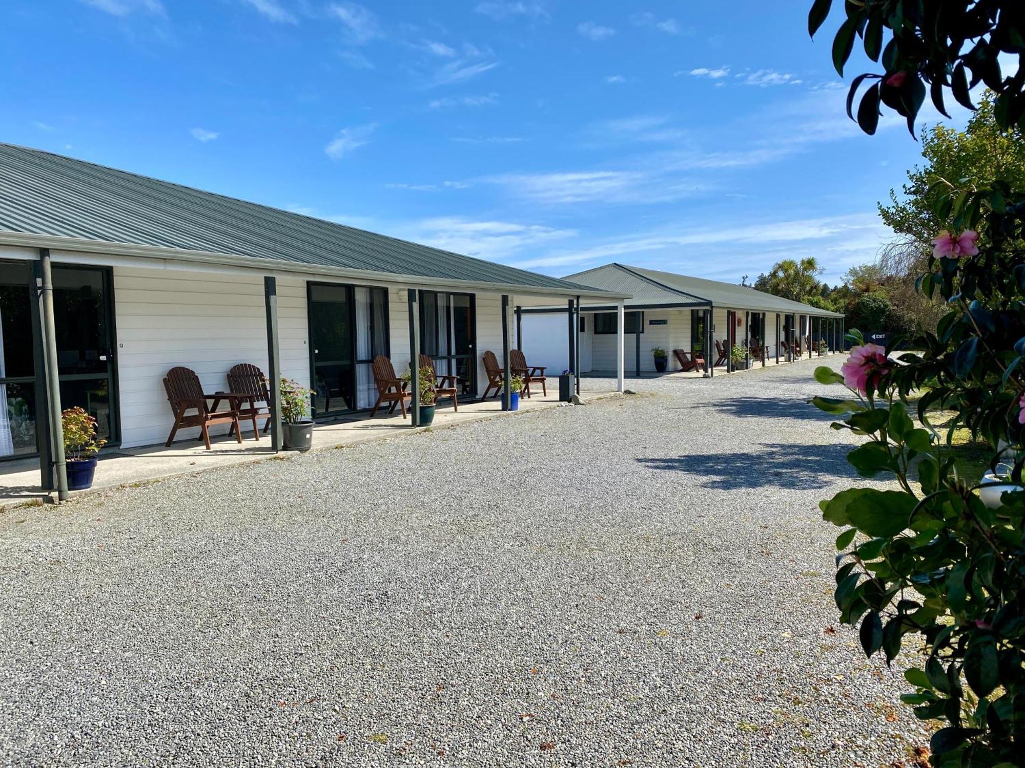 Heritage Park Lodge Haast Luaran gambar