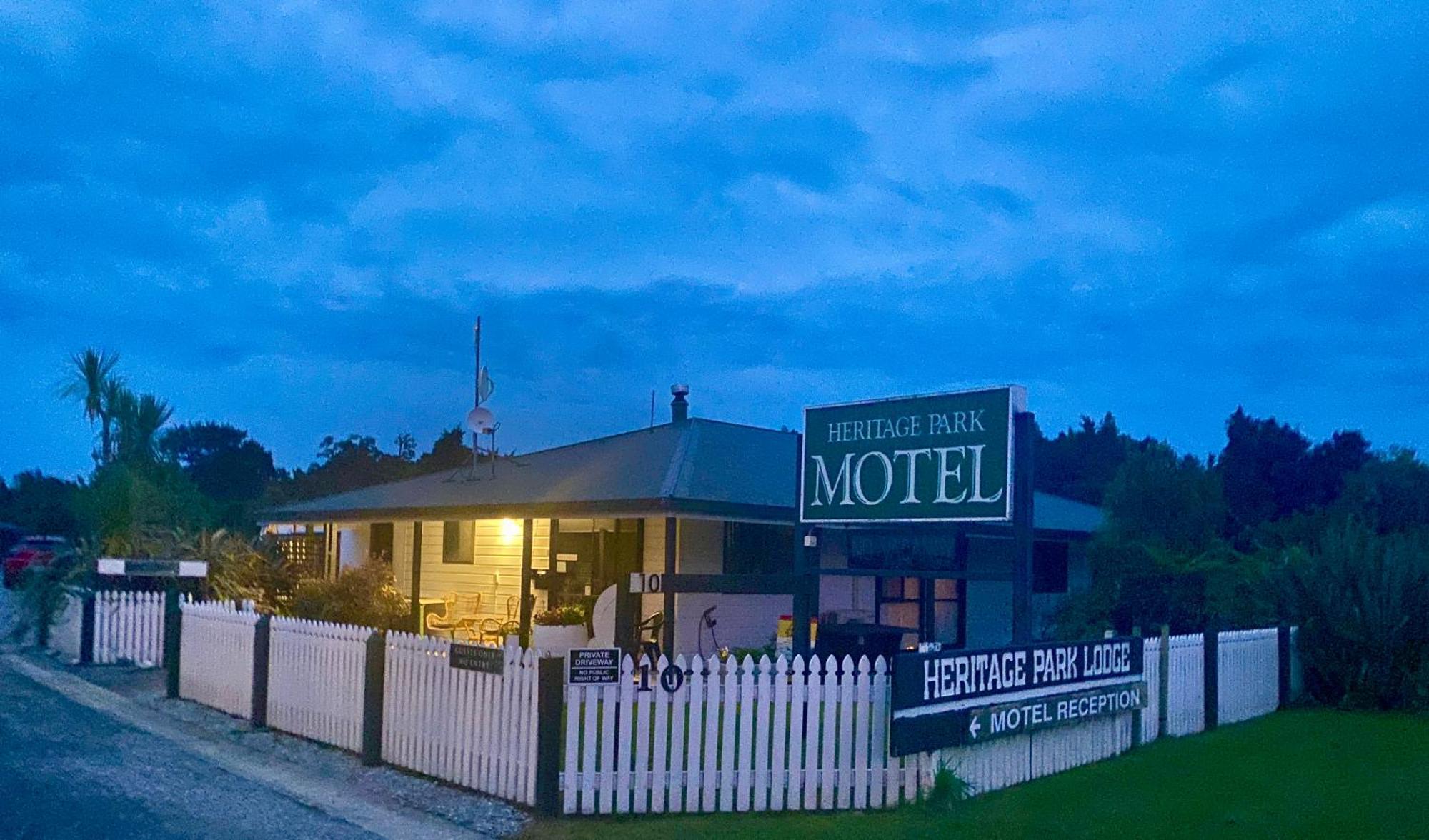 Heritage Park Lodge Haast Luaran gambar